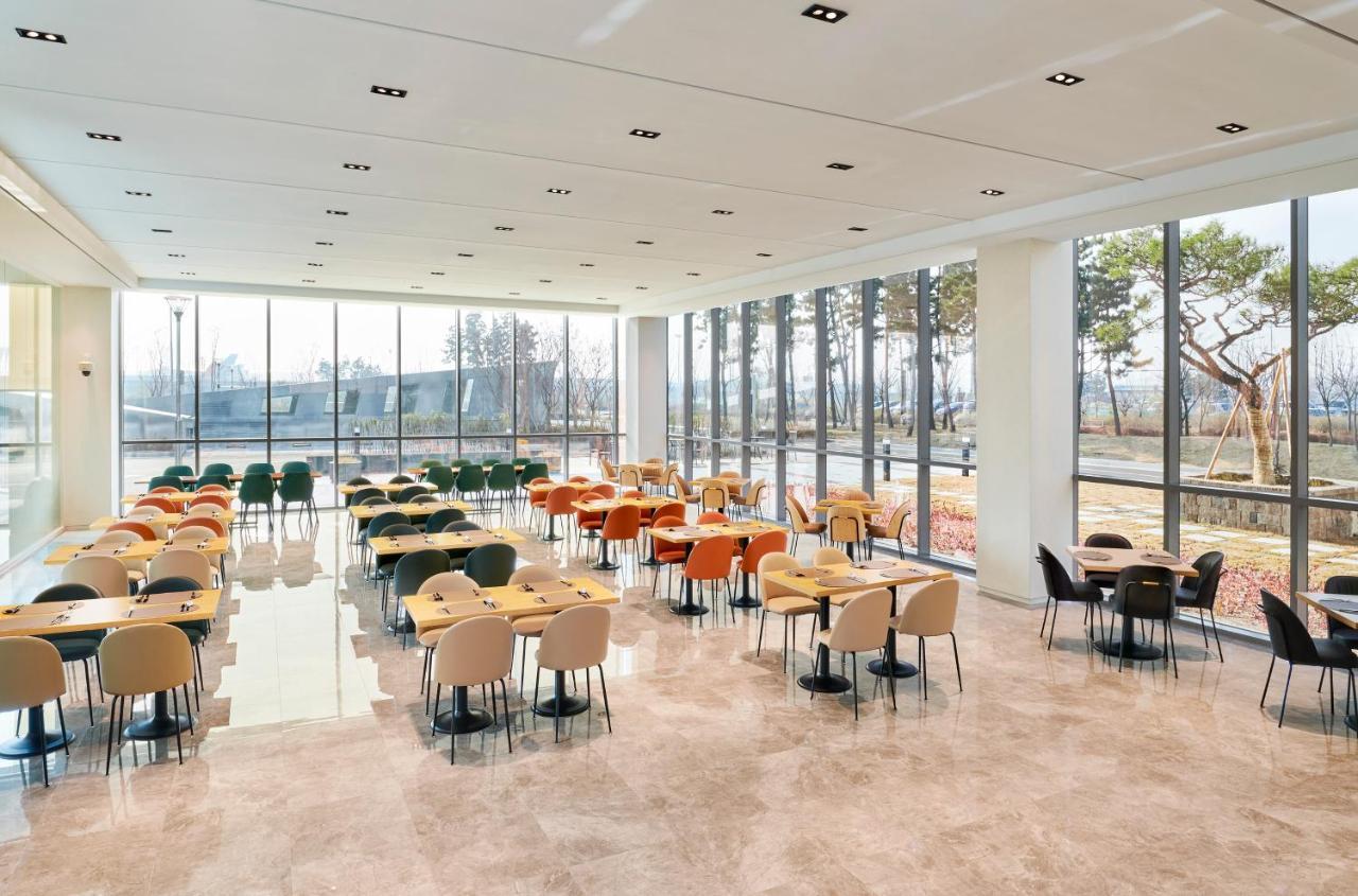 Ibis Styles Ambassador Incheon Airport T2 Hotel ภายนอก รูปภาพ