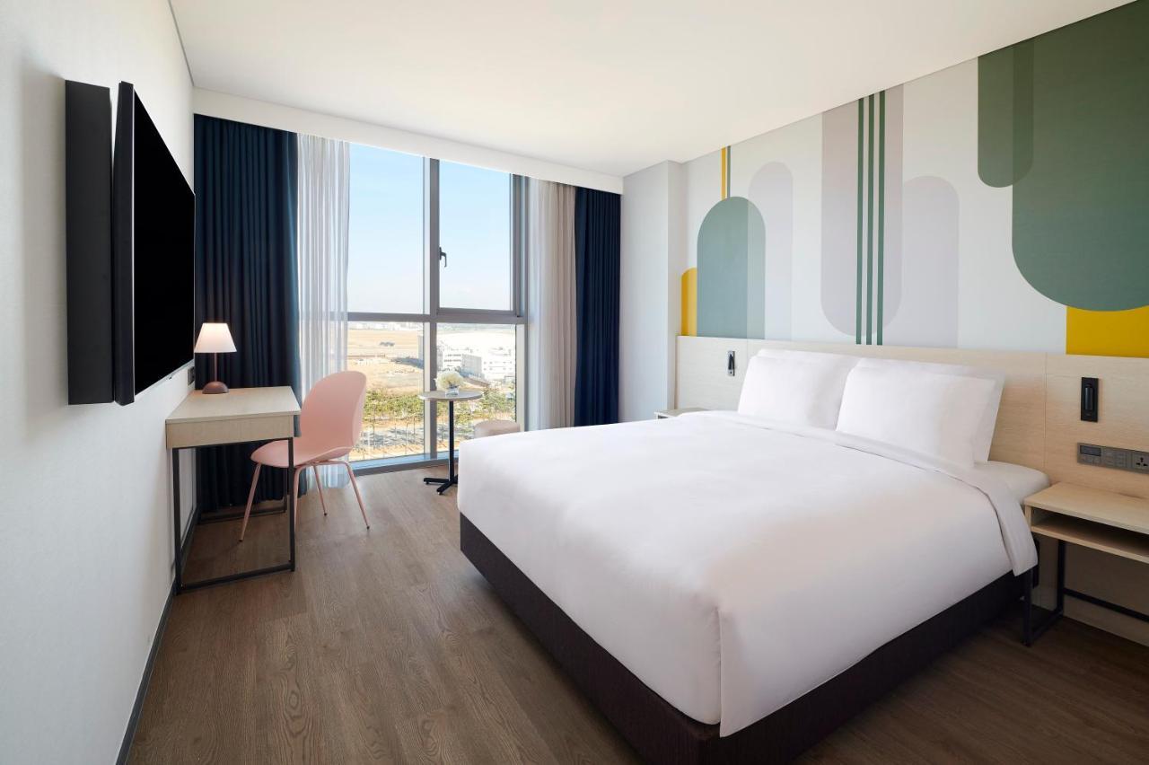 Ibis Styles Ambassador Incheon Airport T2 Hotel ภายนอก รูปภาพ